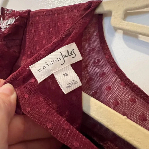 Maison Jules Women’s Top Swiss Dot Short- Sleeve Burgundy XS - Picture 3 of 8